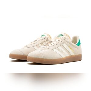 adidas Gazelle Sneakers